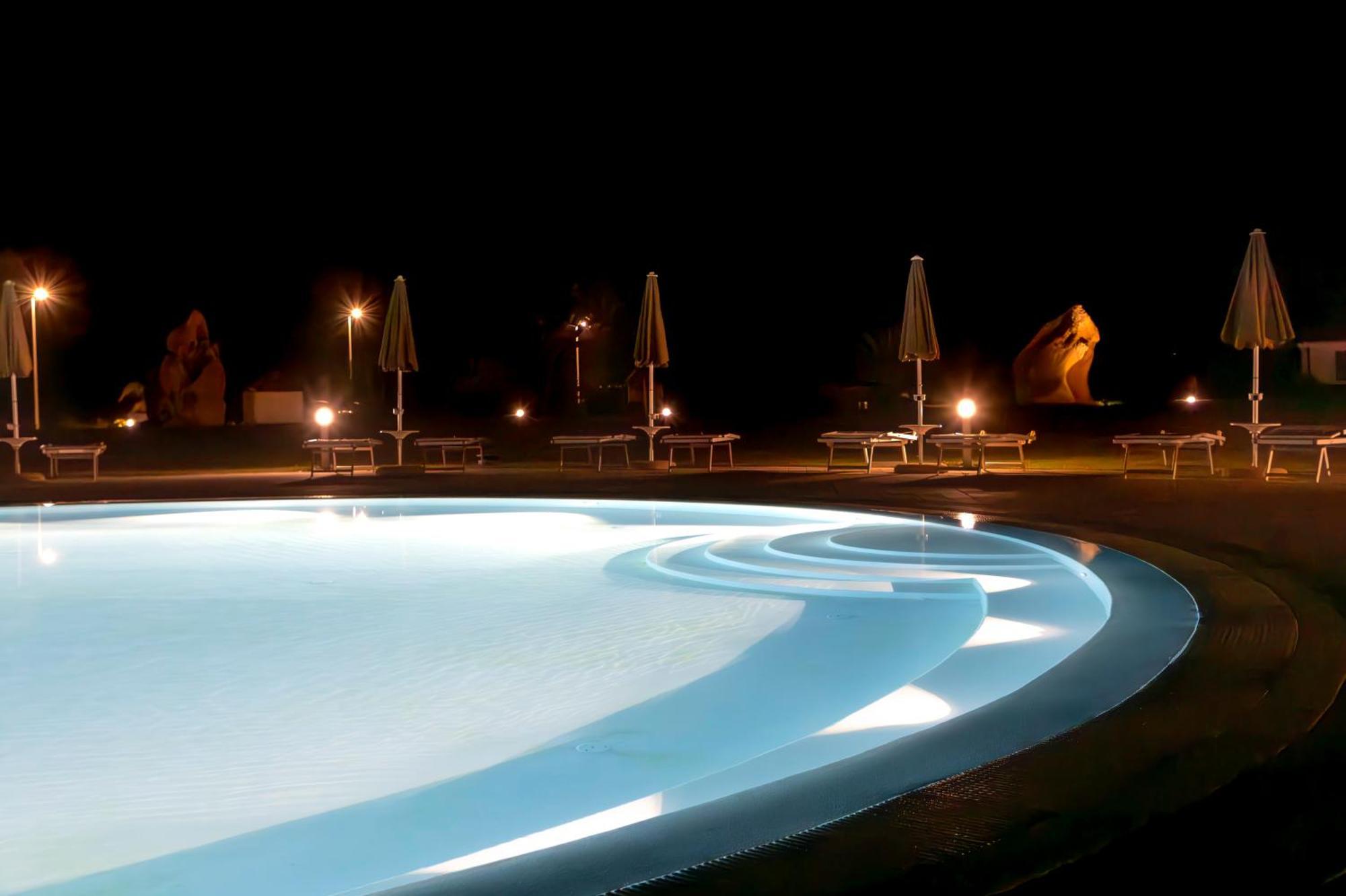 Hotel S'Arena Beach La Caletta Bagian luar foto