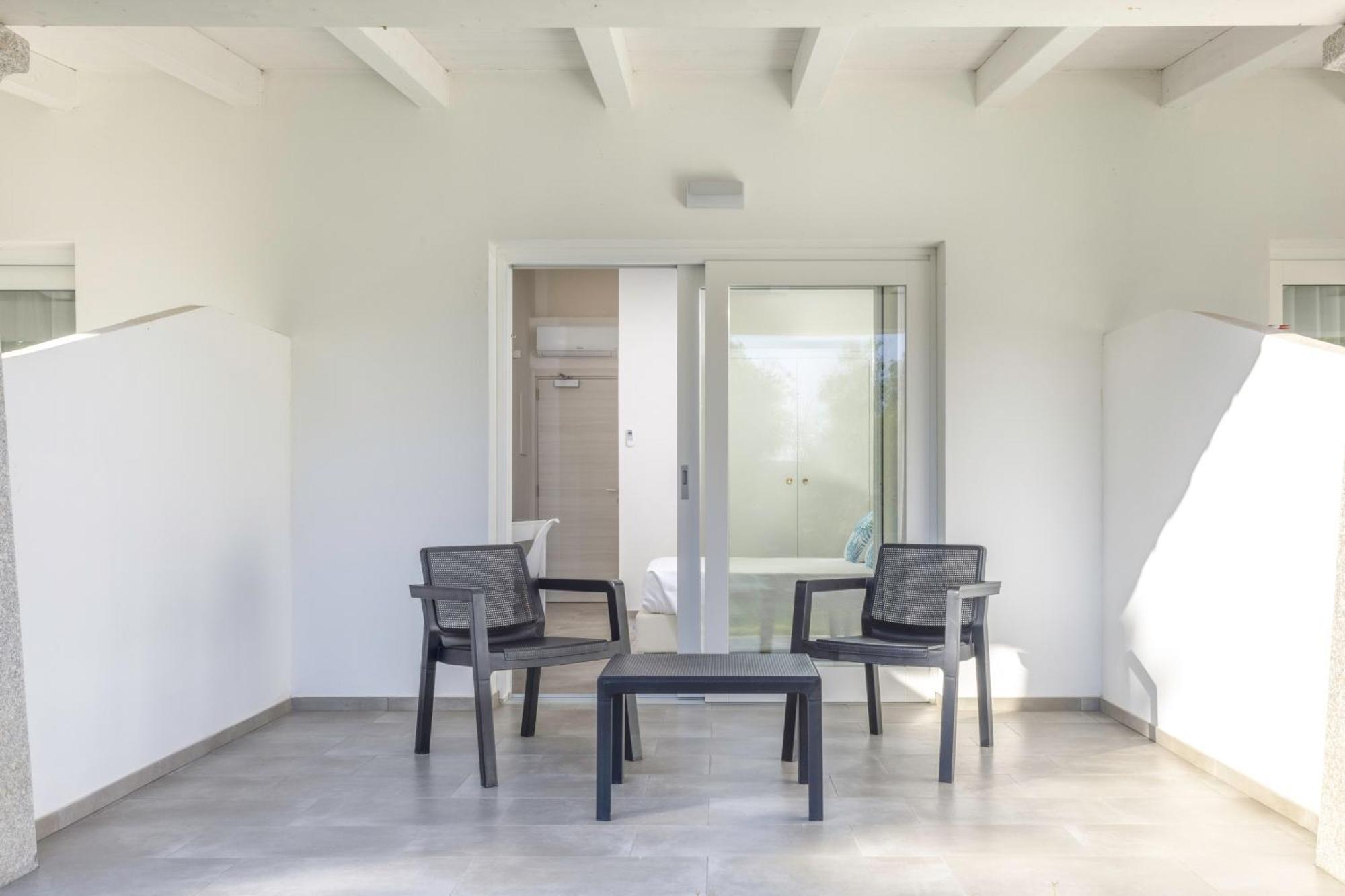 Hotel S'Arena Beach La Caletta Bagian luar foto